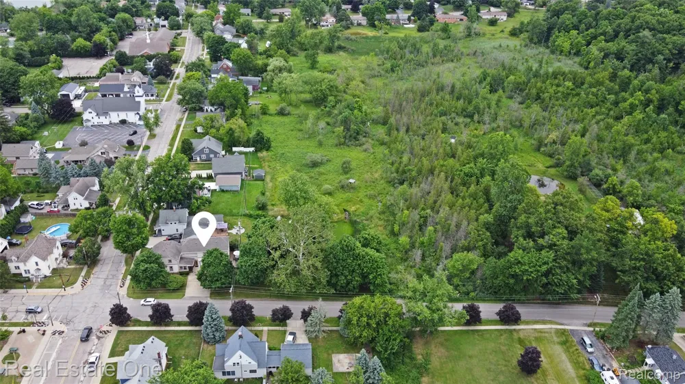 4 Church Street Brandon Charter Township, MI 48462