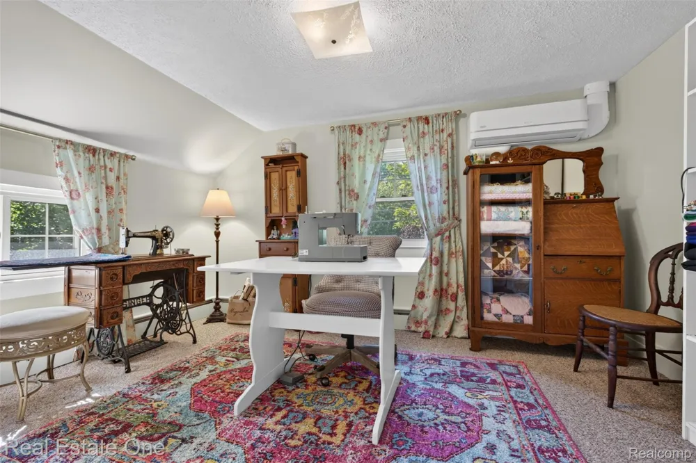 4 Church Street Brandon Charter Township, MI 48462