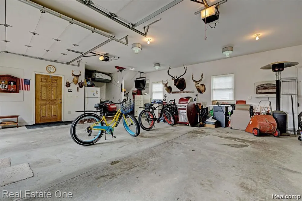 4 Church Street Brandon Charter Township, MI 48462