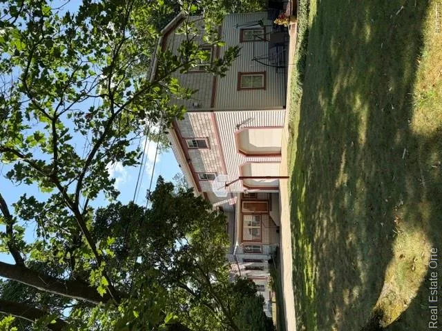 4 Church Street Brandon Charter Township, MI 48462