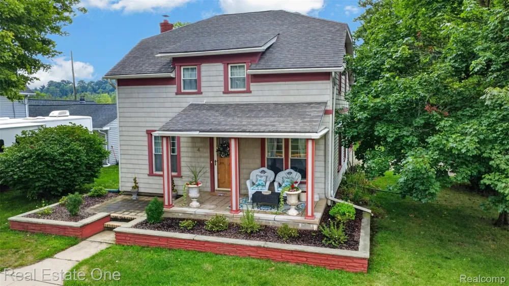 4 Church Street Brandon Charter Township, MI 48462