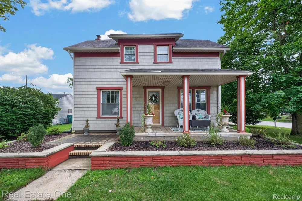 4 Church Street Brandon Charter Township, MI 48462
