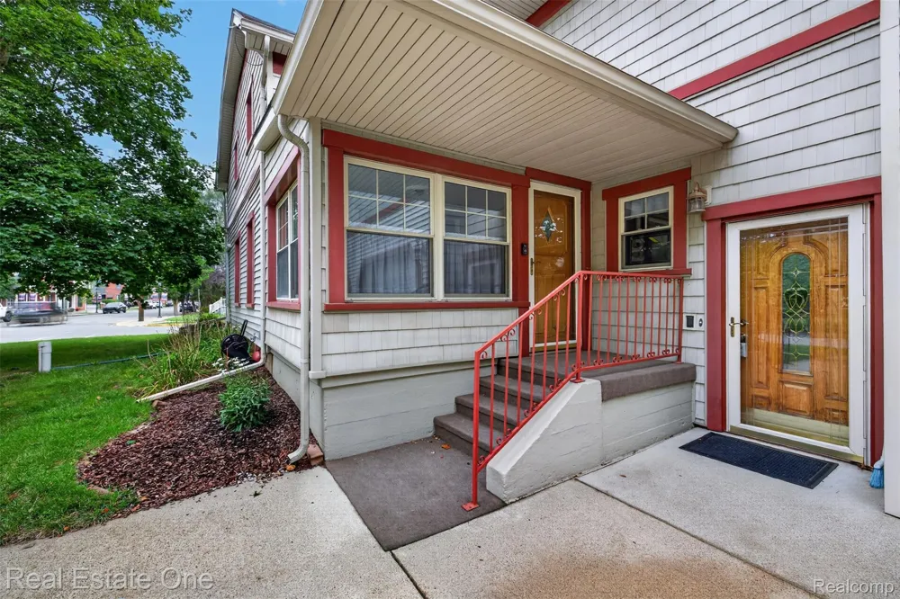 4 Church Street Brandon Charter Township, MI 48462
