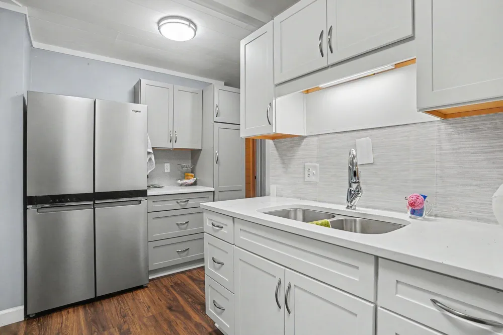 1249 Lakeshore Drive #115 Muskegon City, MI 49441