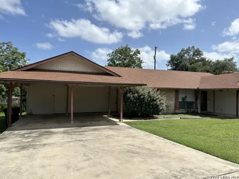 317 Briarwood Dr