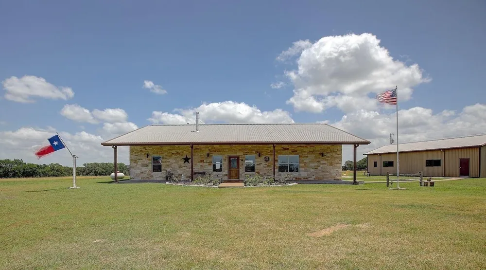 9414 Laird Road Round Top, TX 78954