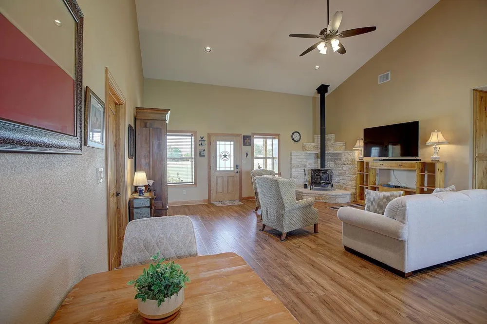 9414 Laird Road Round Top, TX 78954