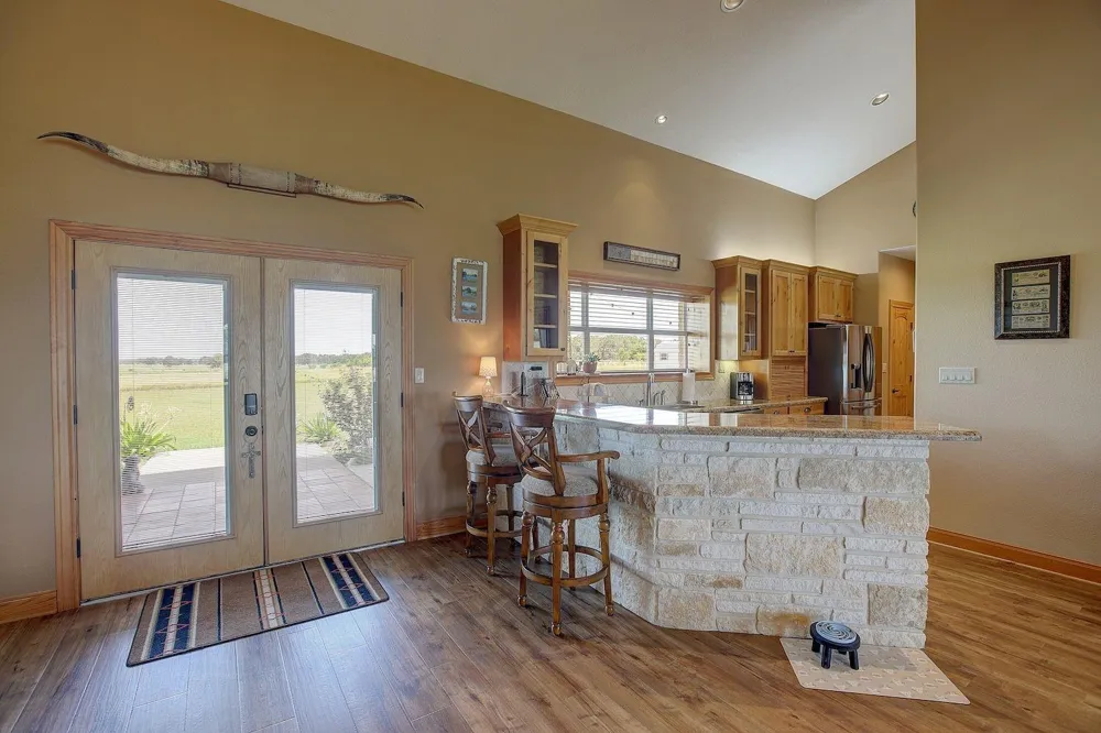 9414 Laird Road Round Top, TX 78954