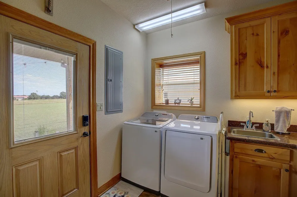 9414 Laird Road Round Top, TX 78954