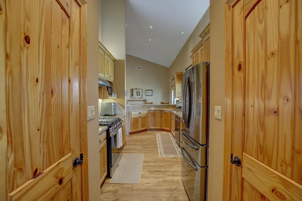 9414 Laird Road Round Top, TX 78954