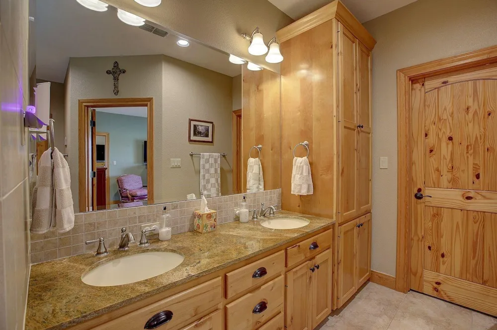 9414 Laird Road Round Top, TX 78954