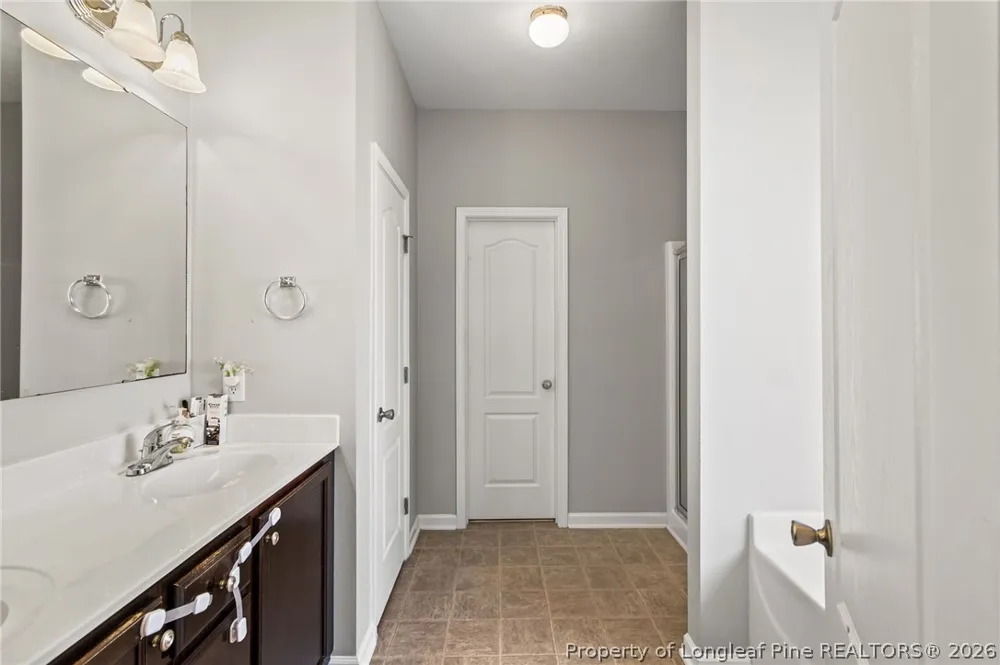 6613 Planters Row Drive Hope Mills, NC 28348
