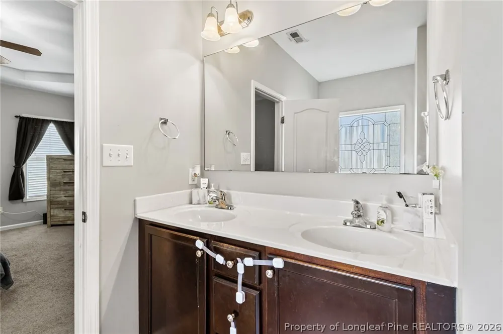 6613 Planters Row Drive Hope Mills, NC 28348