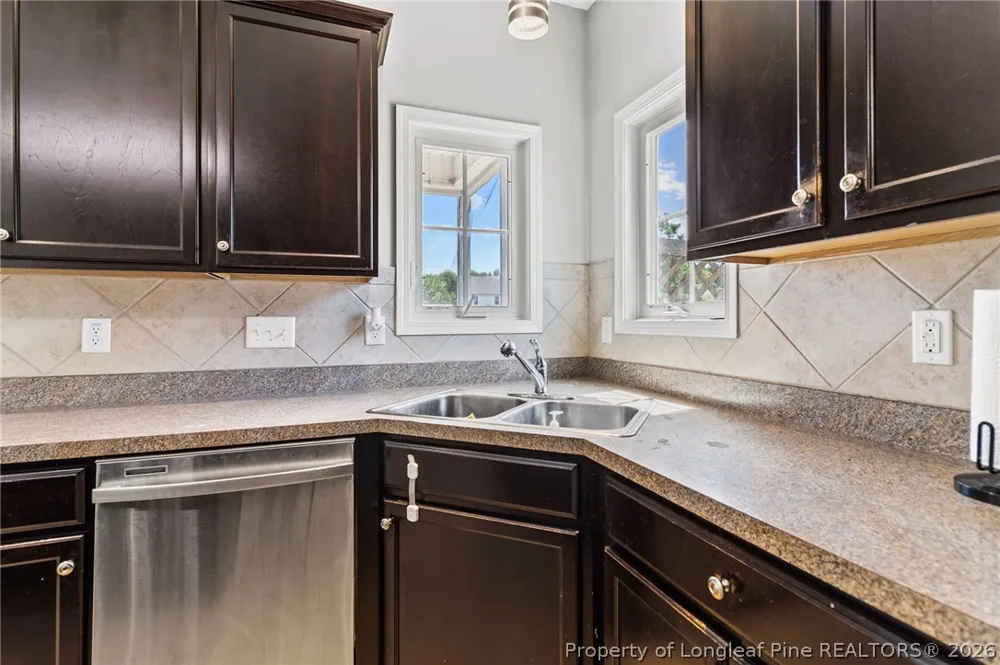 6613 Planters Row Drive Hope Mills, NC 28348