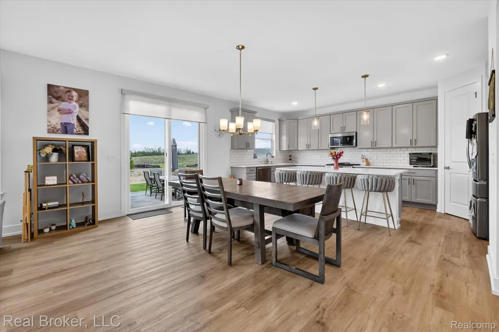 2344 Provencal Drive Commerce Charter Township, MI 48382