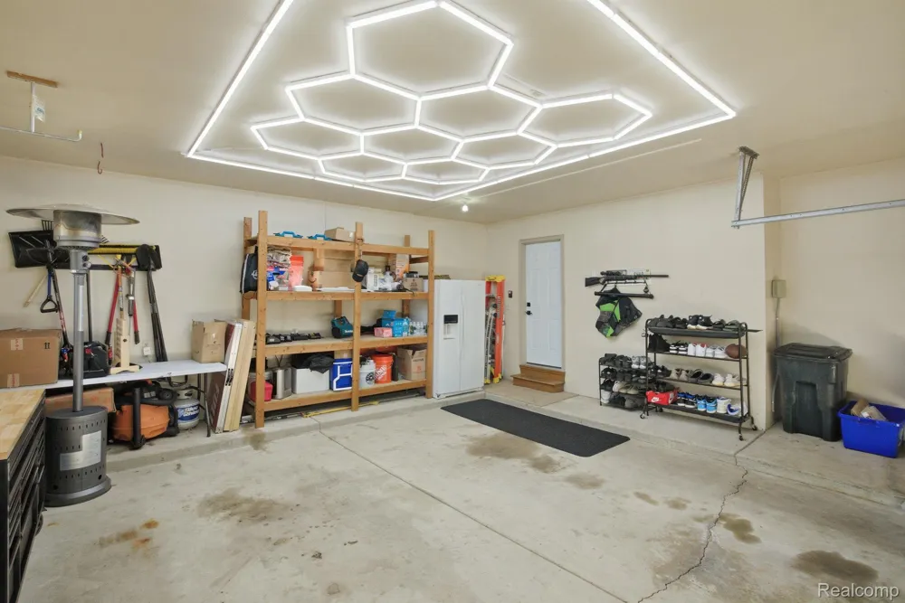 8488 Annette Avenue Grosse Ile Township, MI 48138
