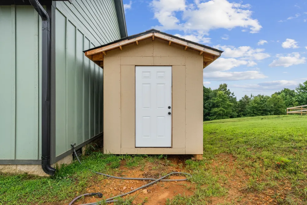 2308 Rhea Branch Rd Ethridge, TN 38456