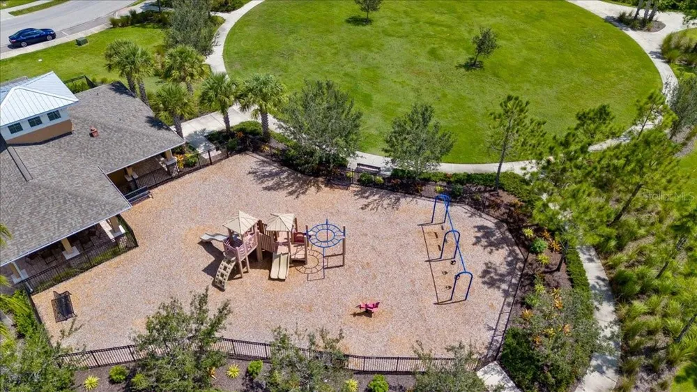5057 SKYVIEW LANE Bradenton, FL 34211
