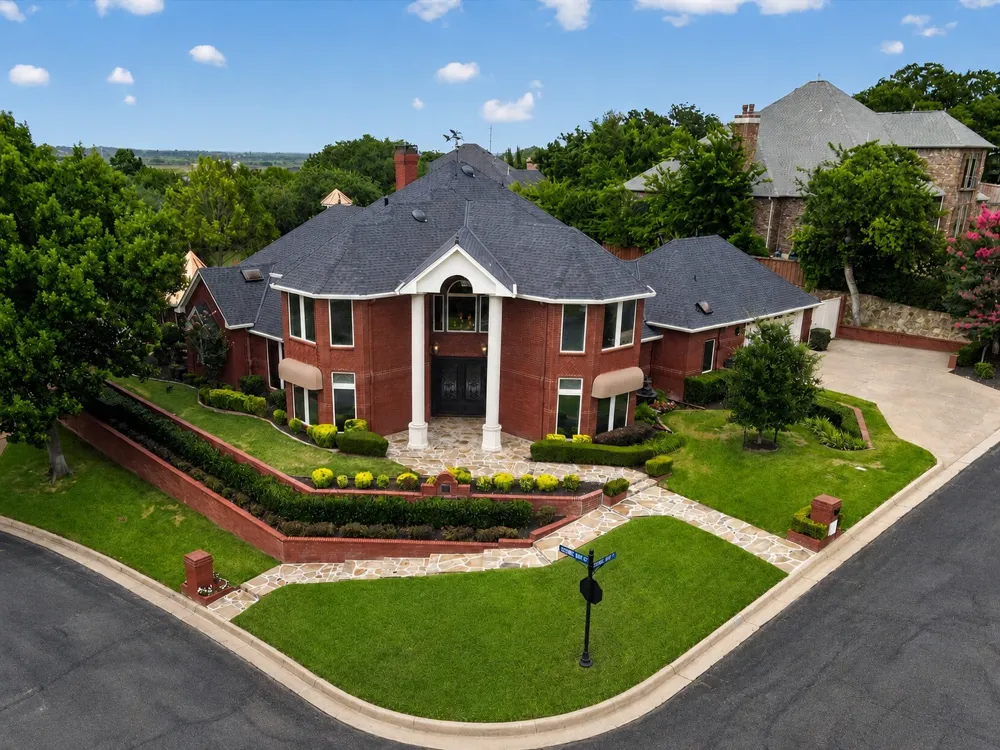 5811 Scenic Bay Court Arlington, TX 76013