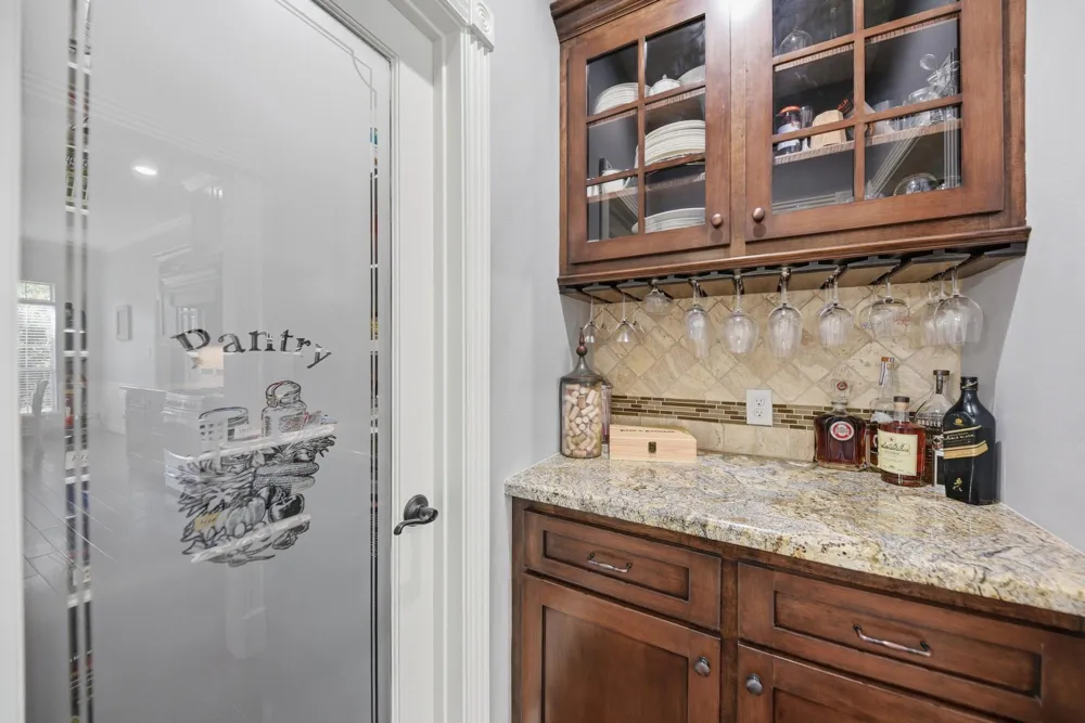 1205 Pecan Glen Road Brenham, TX 77833