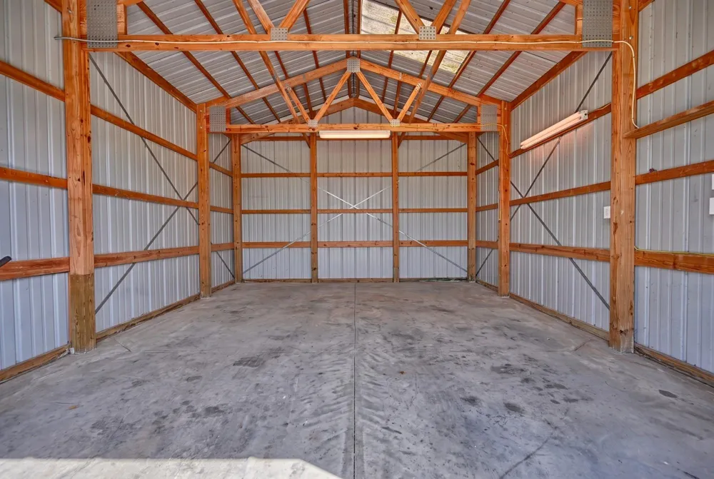 1205 Pecan Glen Road Brenham, TX 77833