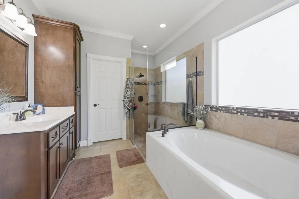 1205 Pecan Glen Road Brenham, TX 77833