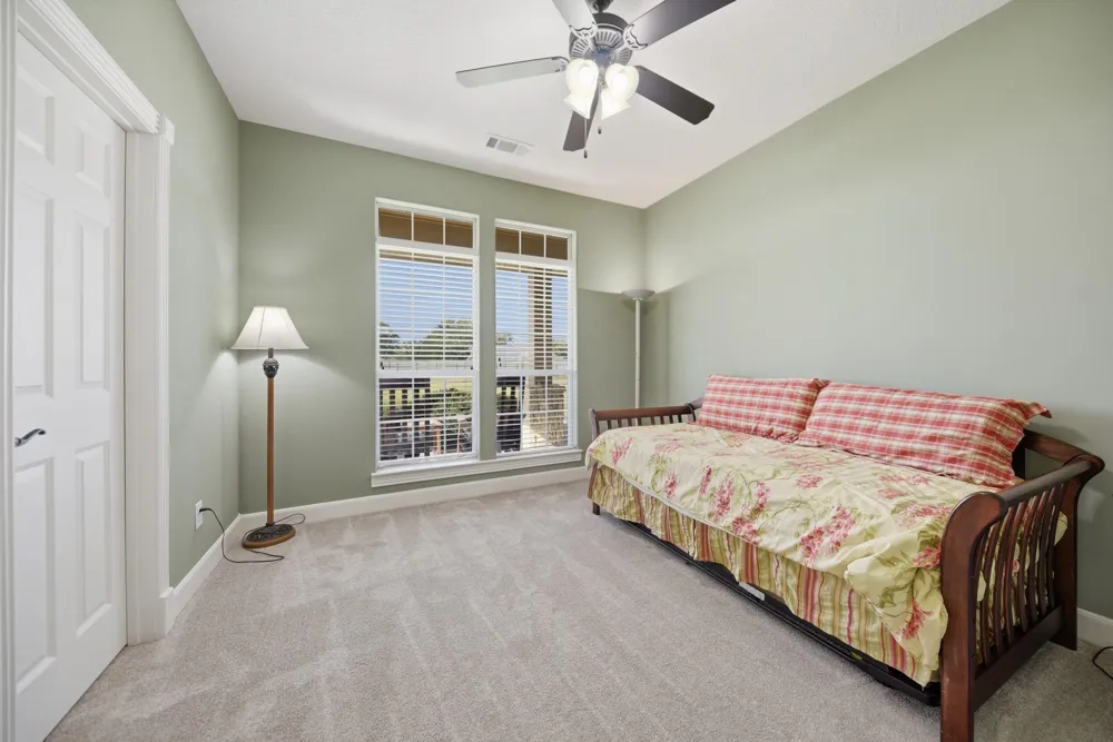 1205 Pecan Glen Road Brenham, TX 77833