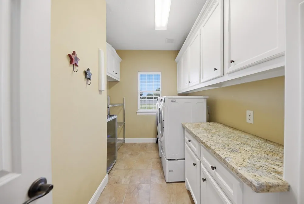 1205 Pecan Glen Road Brenham, TX 77833