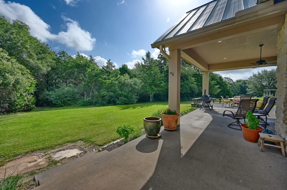 1205 Pecan Glen Road Brenham, TX 77833
