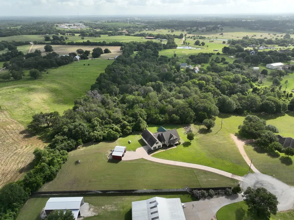 1205 Pecan Glen Road Brenham, TX 77833