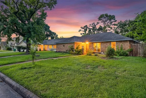 5714 Arbor Vitae Drive