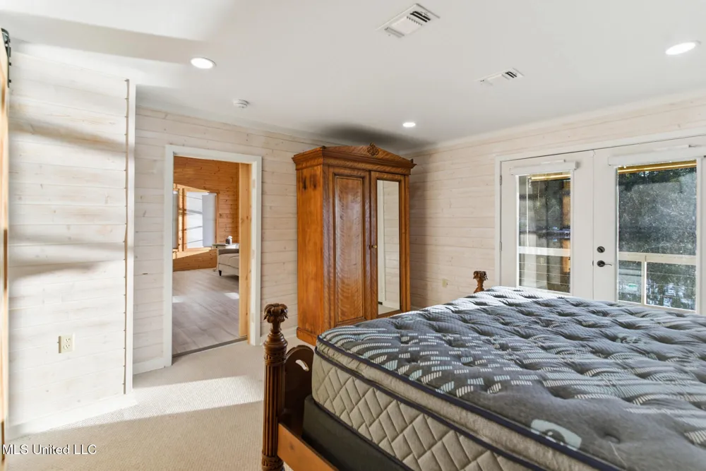 15 Lakeridge Point Lumberton, MS 39455