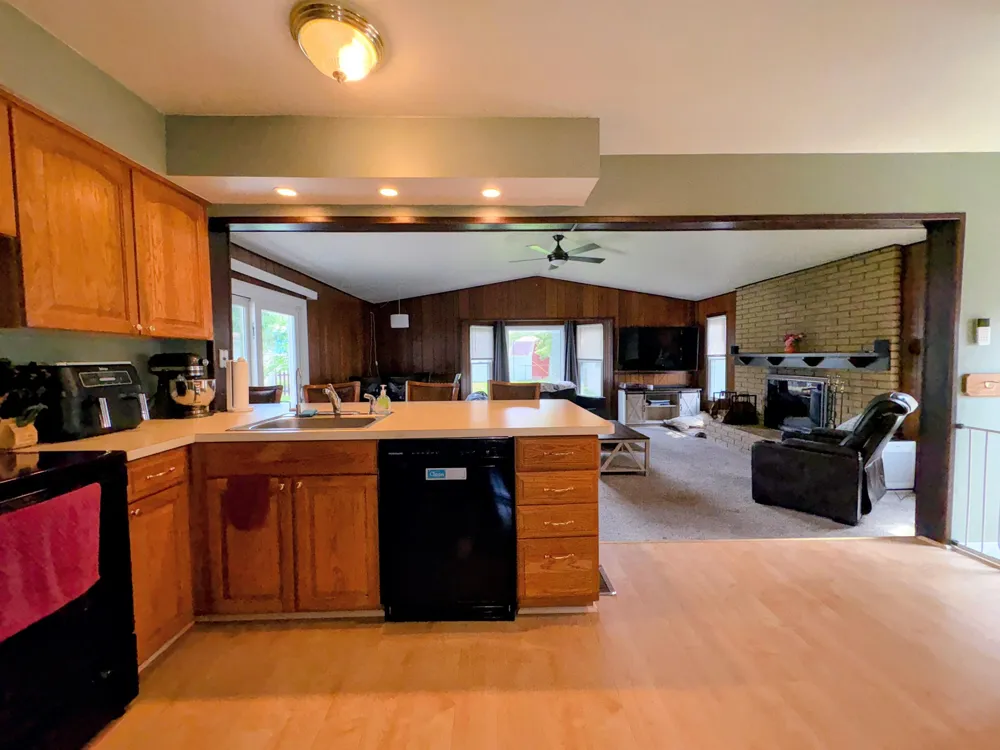 1577 S Dowling Street Westland, MI 48186