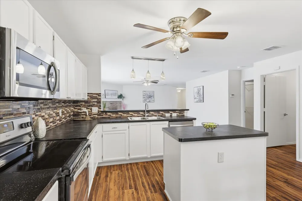 1572 Chivalry Lane Little Elm, TX 75068