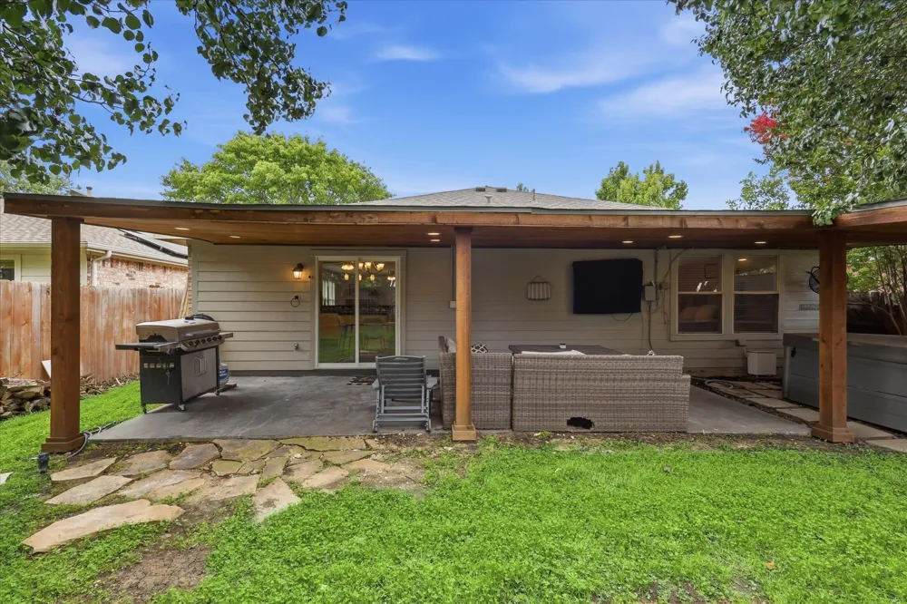 1572 Chivalry Lane Little Elm, TX 75068