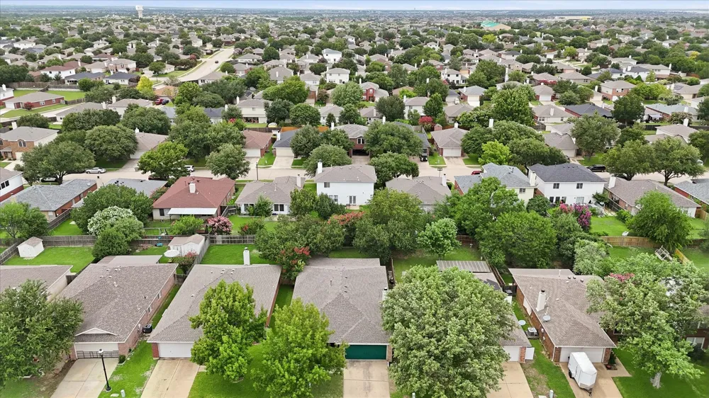 1572 Chivalry Lane Little Elm, TX 75068
