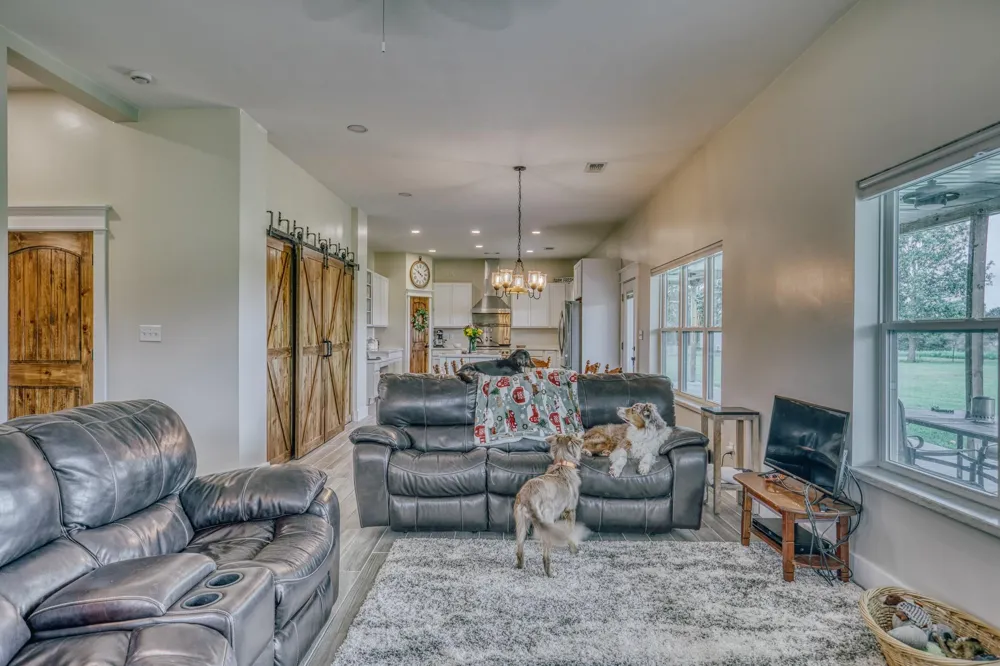 38261 Fm 1736 Road Hempstead, TX 77445