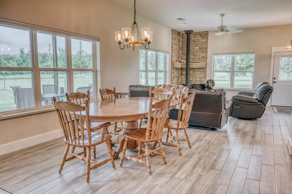 38261 Fm 1736 Road Hempstead, TX 77445