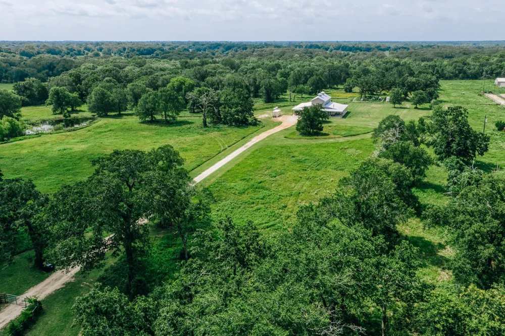 38261 Fm 1736 Road Hempstead, TX 77445