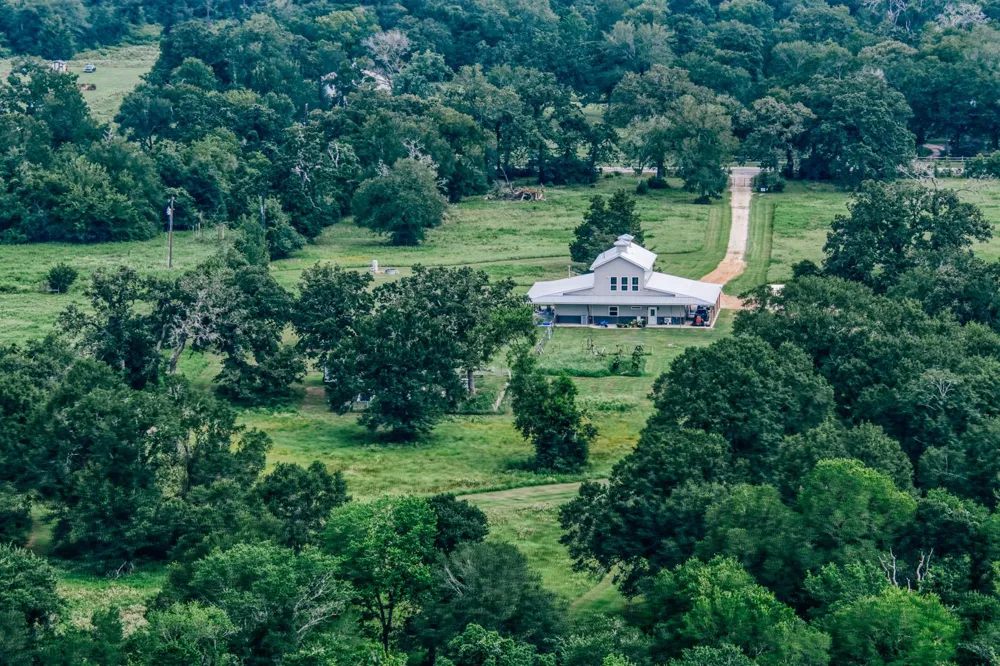38261 Fm 1736 Road Hempstead, TX 77445