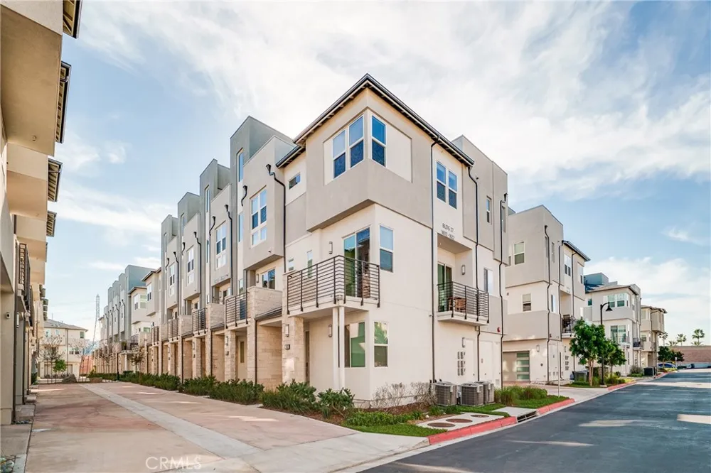 1602 W Bushell Anaheim, CA 92805