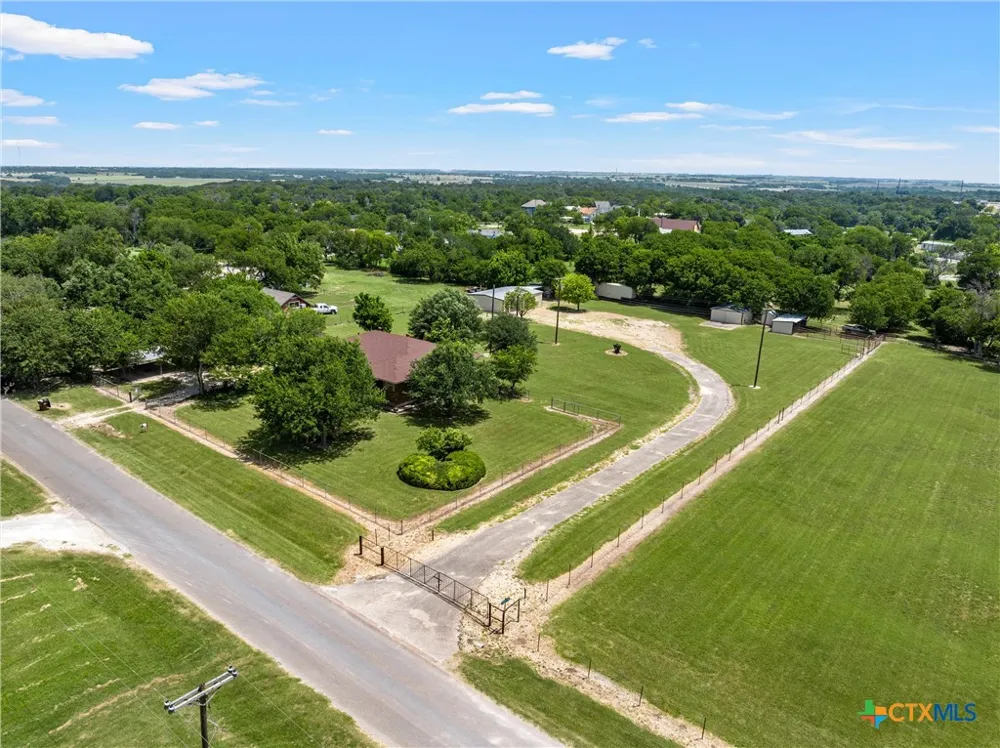 204 Christopher Drive Eddy, TX 76524