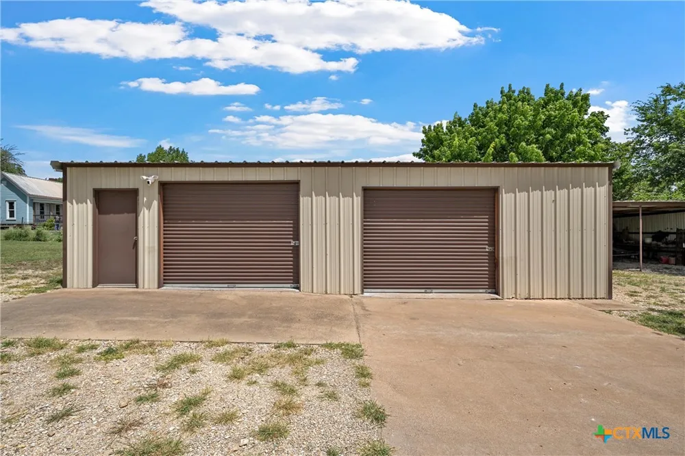 204 Christopher Drive Eddy, TX 76524