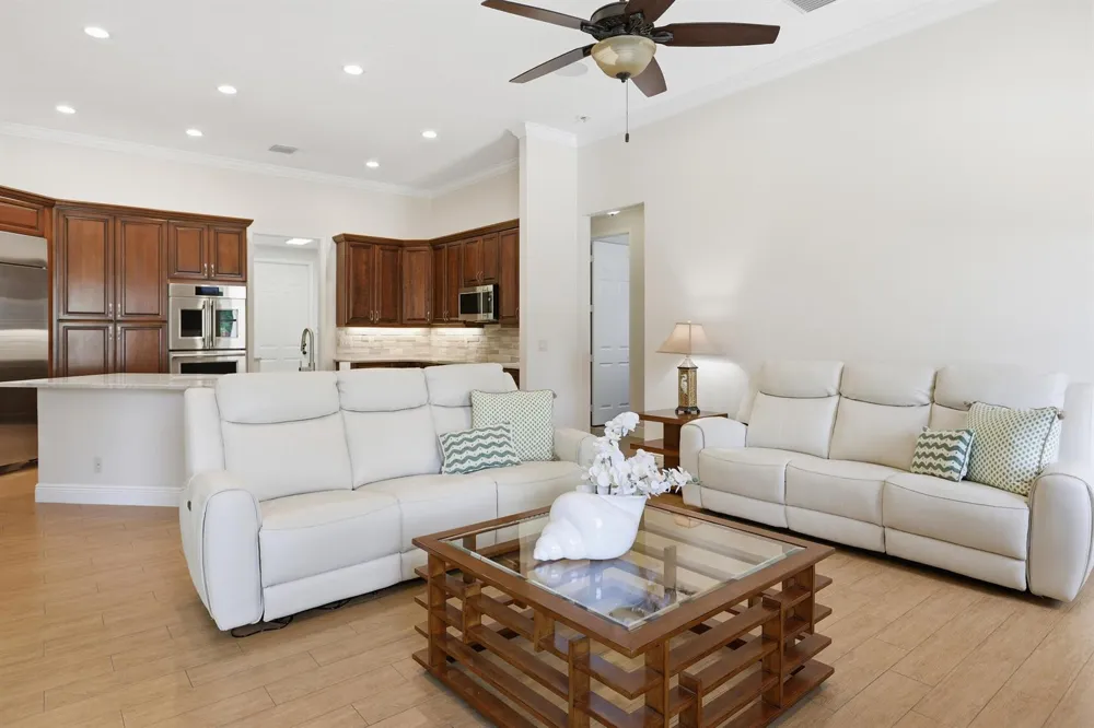 17593 Winterhawk Jupiter, FL 33478