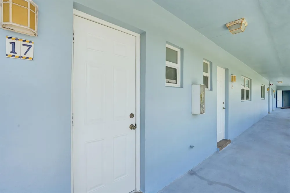 2734 NE 27th Court #17 Lighthouse Point, FL 33064