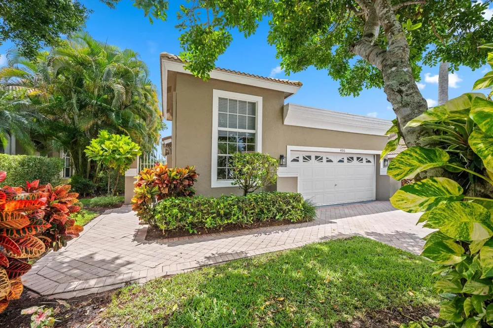 4706 Carlton Golf Drive Lake Worth, FL 33449