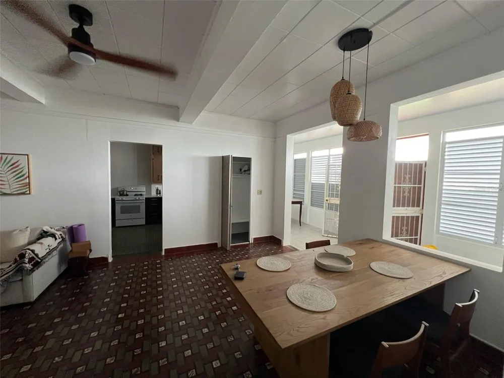 Circulo C CASA EN RAMEY #213-A Aguadilla, PR 00603