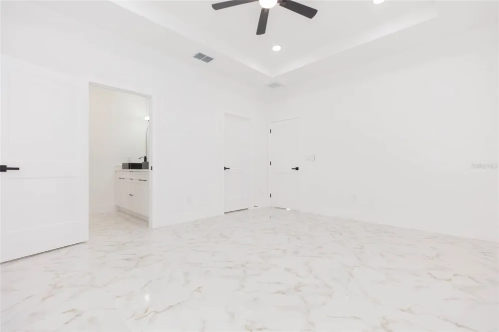 3720 32ND Tampa, FL 33610