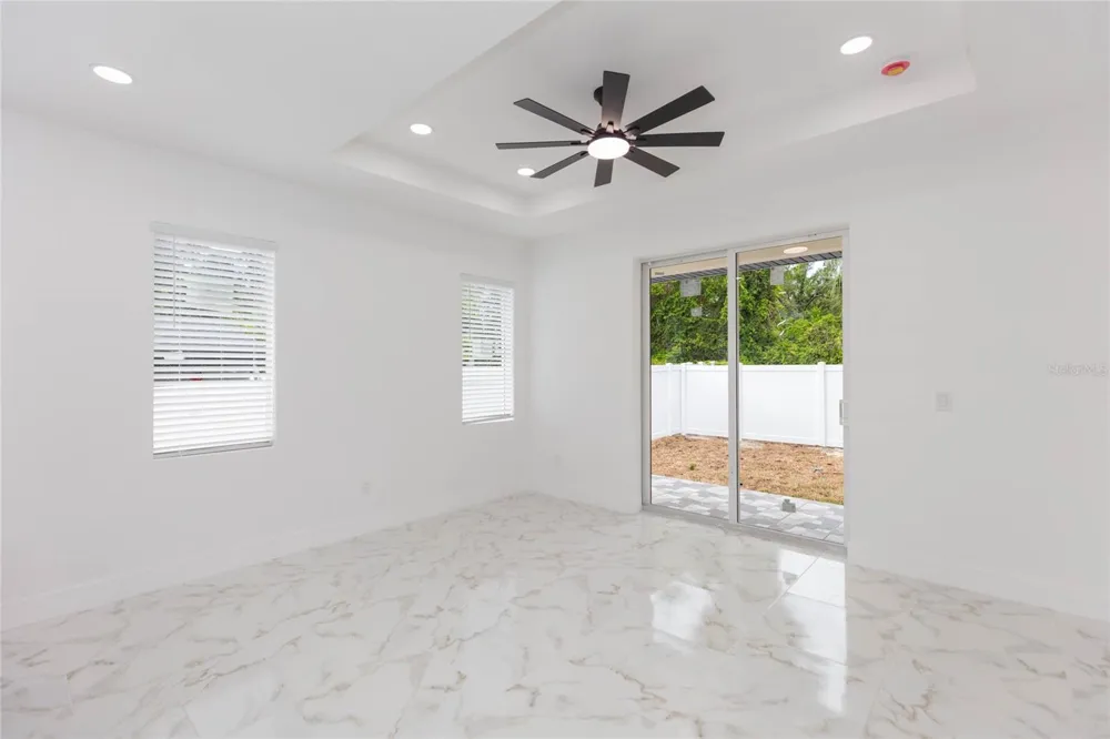 3720 32ND Tampa, FL 33610