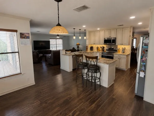 4508 Moose Drive Austin, TX 78749